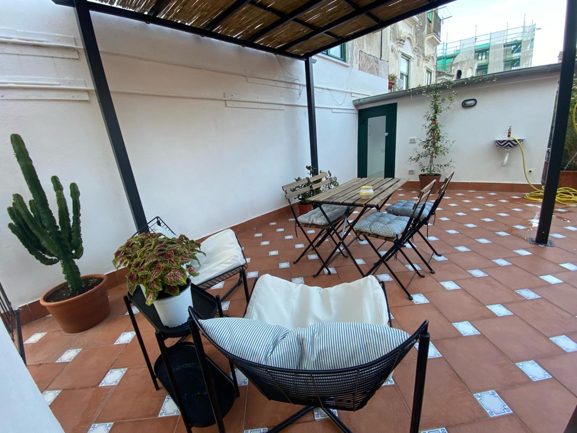 La Casa Di Temalo Bed and Breakfast Σαλέρνο Εξωτερικό φωτογραφία